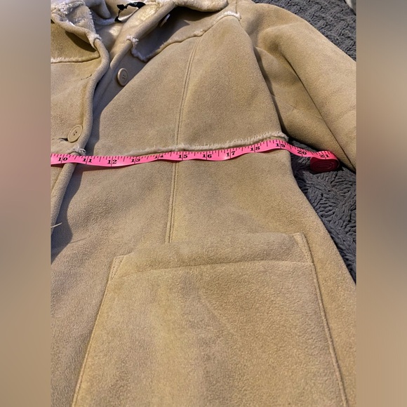 Vintage Fur-Lined Trench Coat - Picture 6 of 9